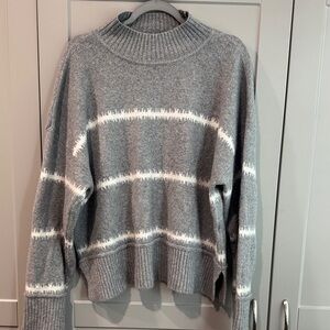 Nine West Gray and White Women's Turtleneck Sweater